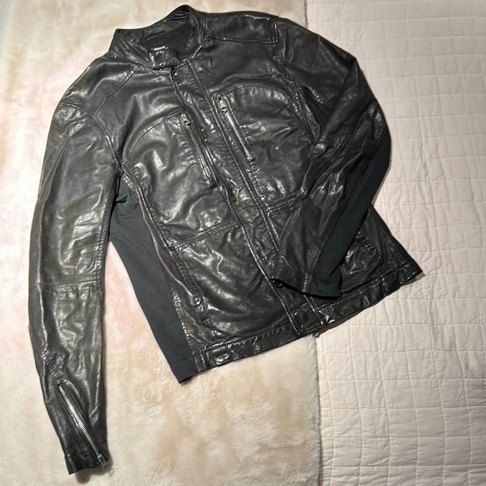Men’s Vintage Leather Moto Jacket